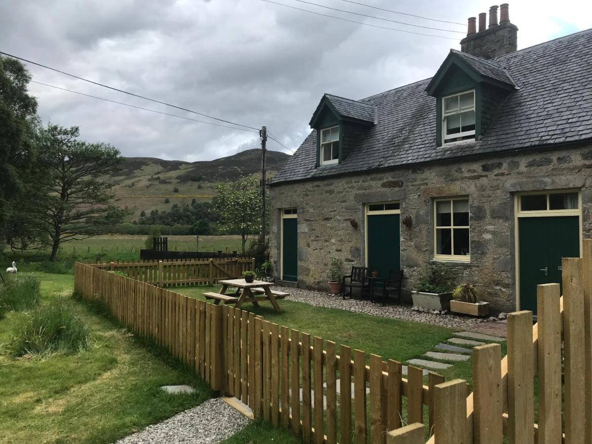 Stable Cottage, Crannachcottages Garve Eksteriør bilde
